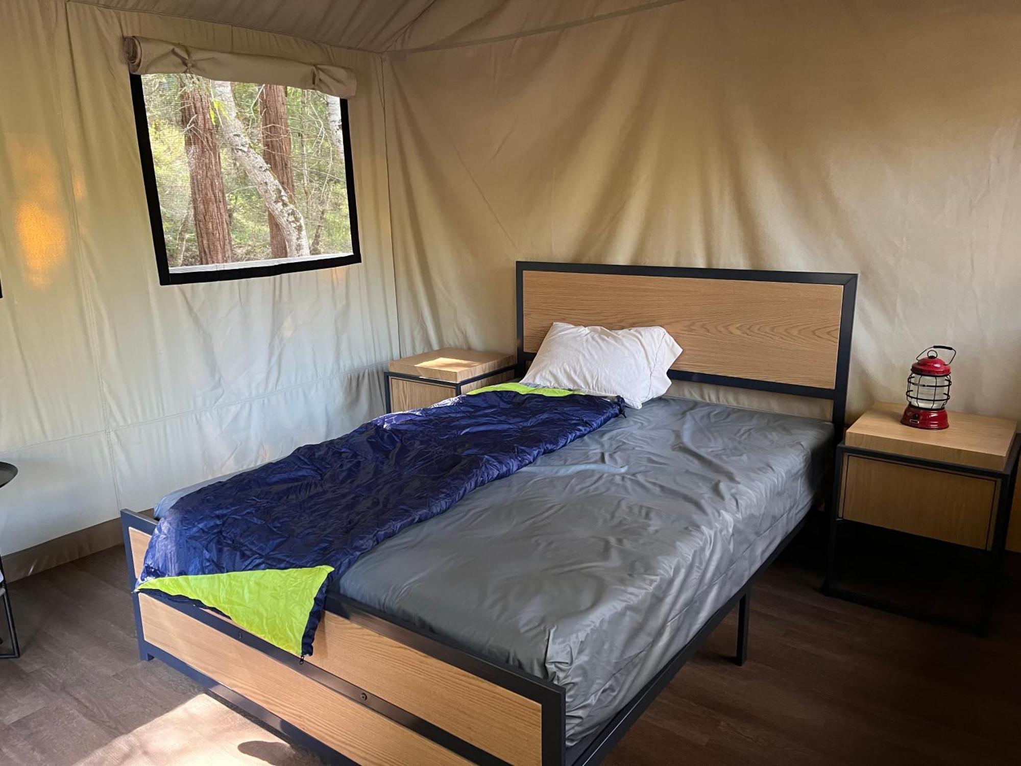 The Camp At 카멜 밸리 외부 사진